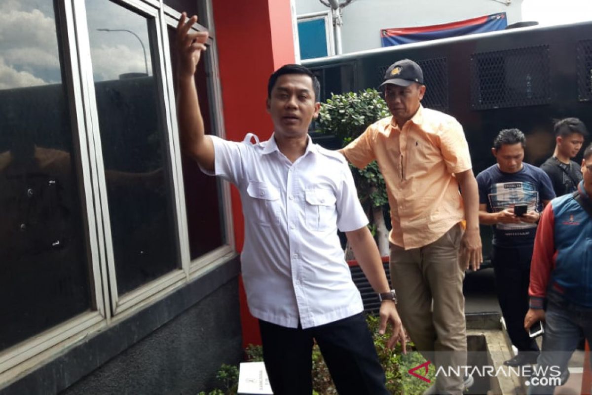 Polisi periksa sejumlah CCTV guna mengungkap pelaku penembakan Rutan Cipinang