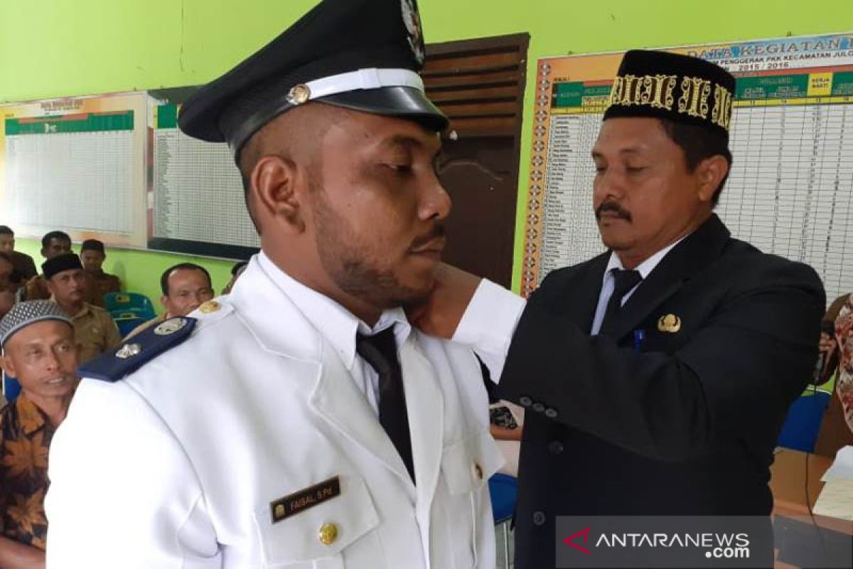 Camat harap keuchik bisa kembangkan ekonomi masyarakat di Aceh Timur