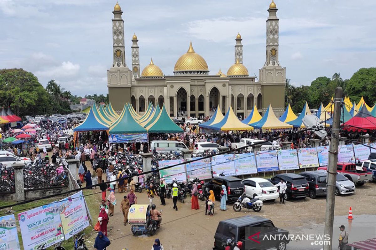 Bupati Akmal: Masjid Agung bukan milik sekelompok orang