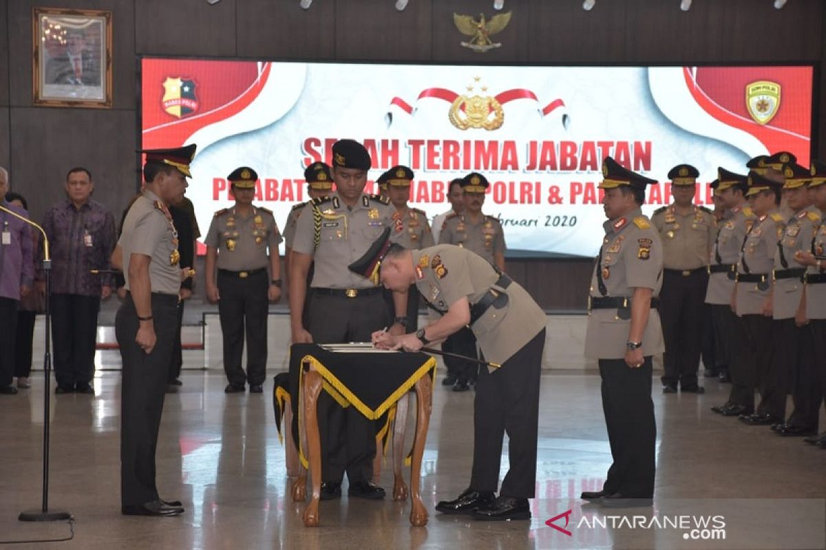 Irjen Pol Firman Shantyabudi resmi jabat Kapolda Jambi