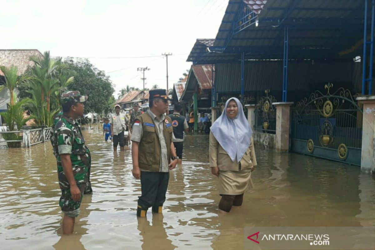 Jajaran Korem Gapo bantu  evakuasi korban banjir Musi Rawas
