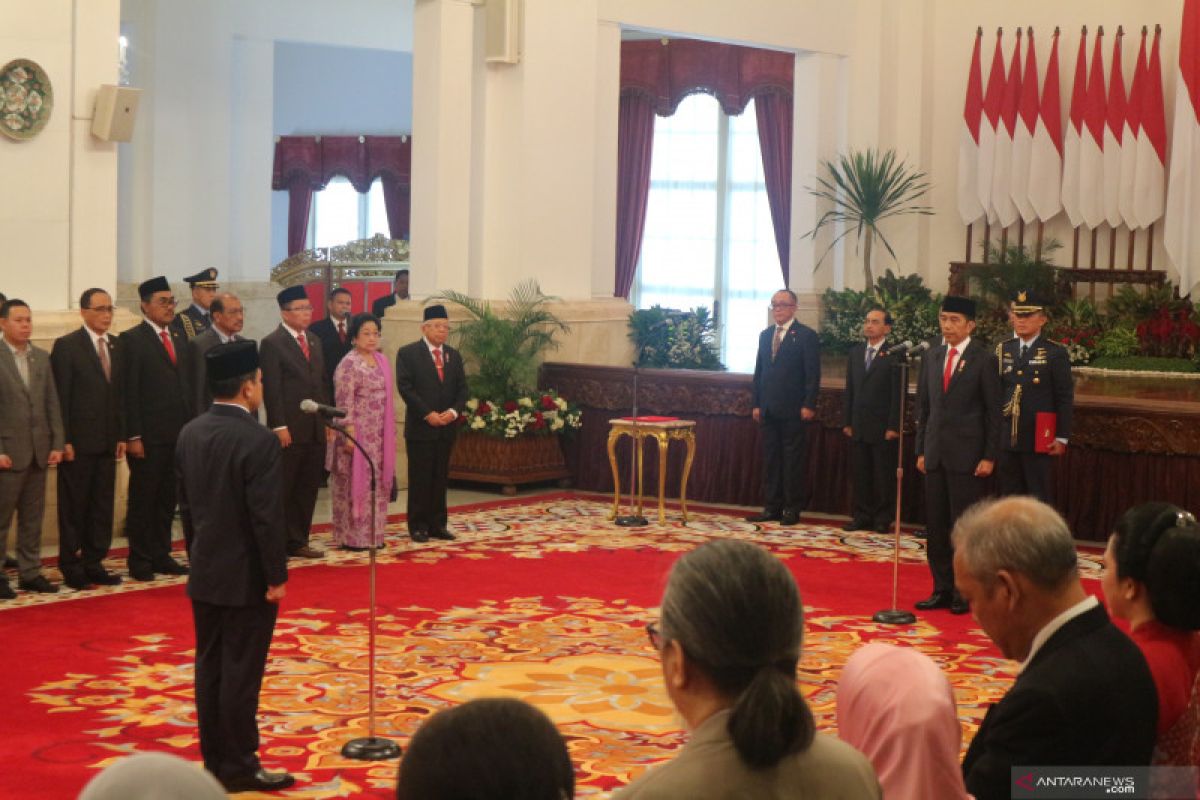 Presiden Jokowi lantik Laksamana Madya TNI Aan Kurnia sebagai Kepala Bakamla