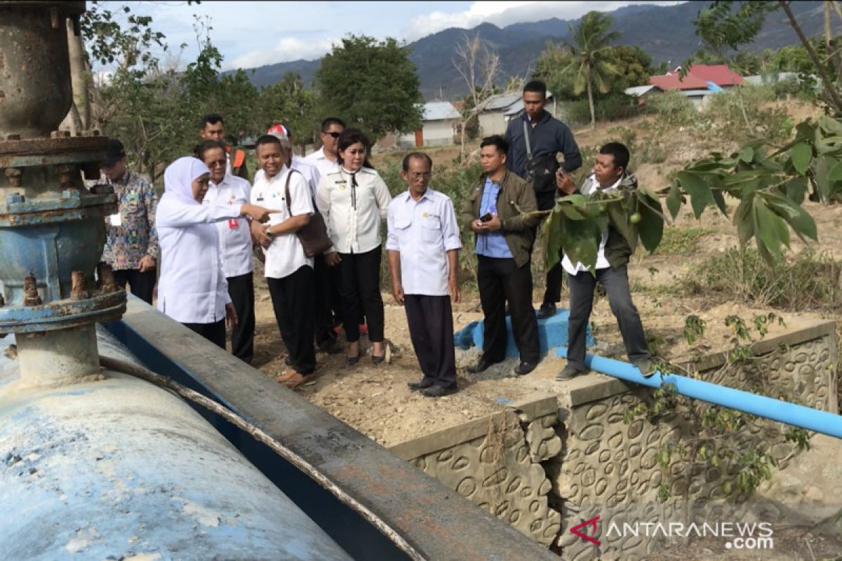 Gubernur Khofifah tinjau pipanisasi air bersih untuk warga terdampak gempa di Sigi (Video)