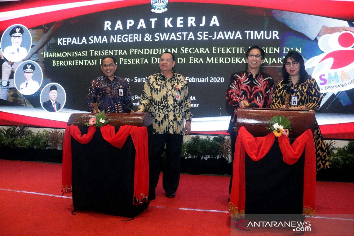 Dinas Pendidikan Jatim luncurkan SMA Double Track Mandiri