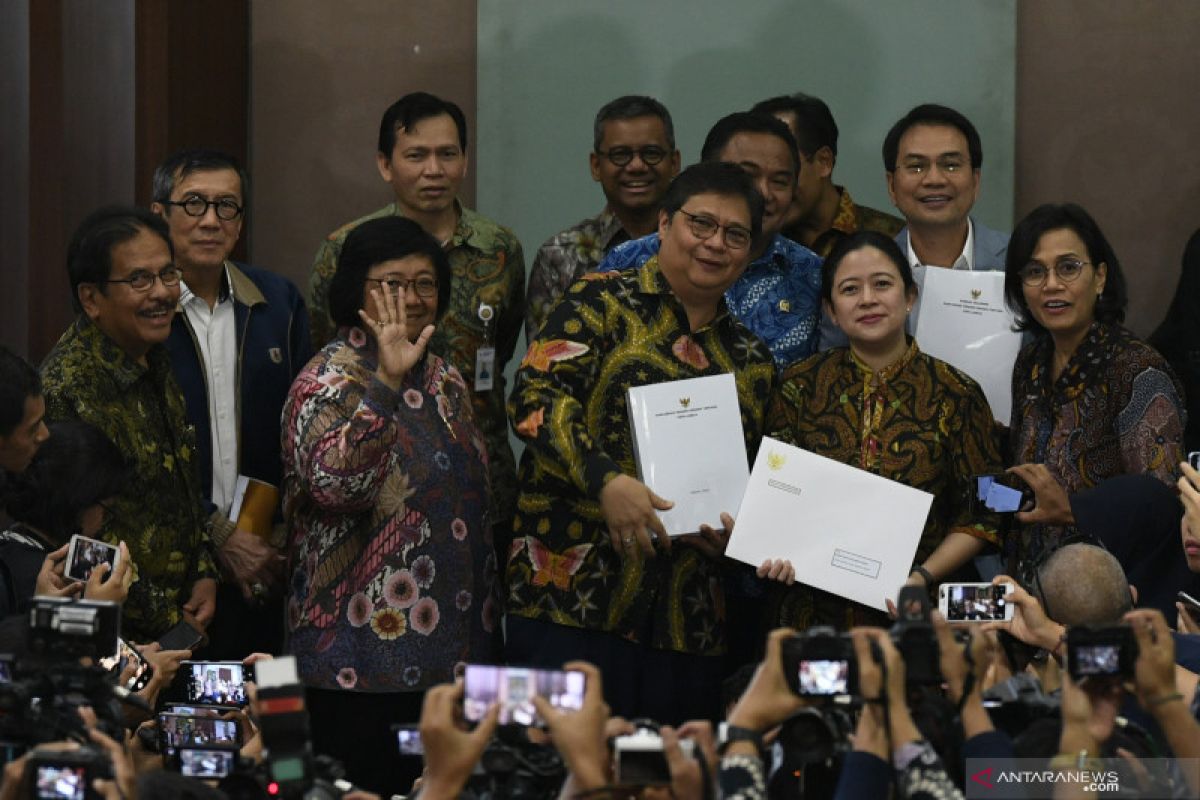 Pemerintah akan sosialisasikan Omnibus Law Ciptaker kepada masyarakat