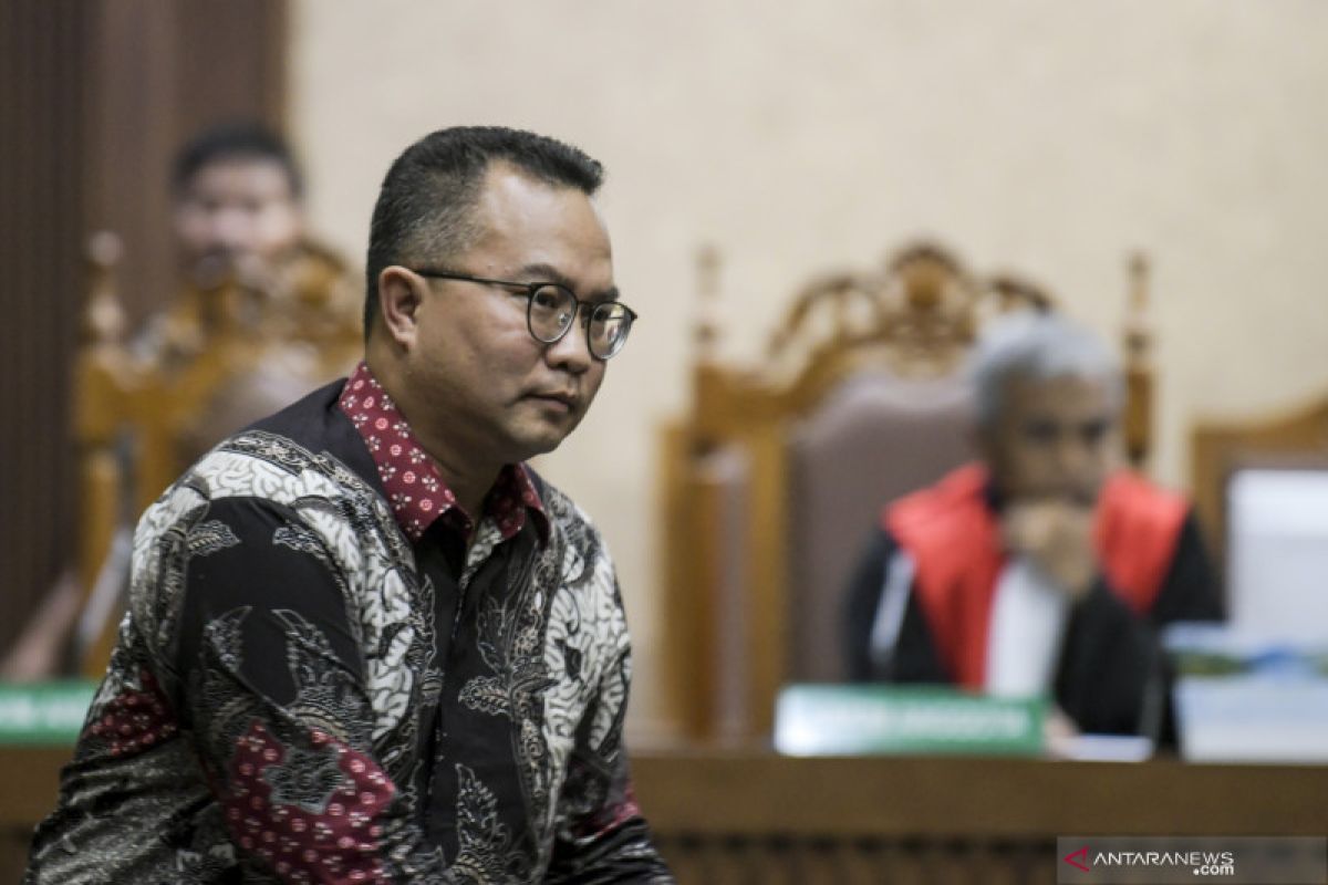 Mantan Direktur Pemasaran PTPN III divonis empat tahun penjara