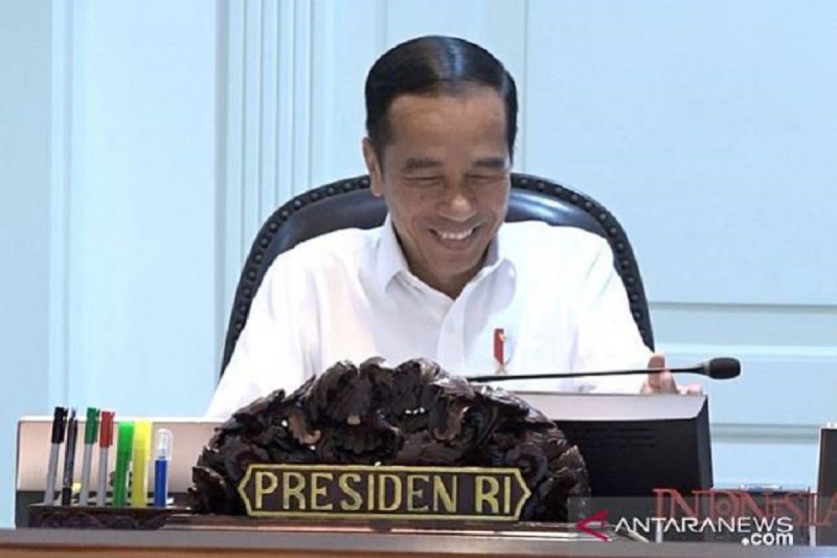 Presiden Joko Widodo instruksikan tiga hal agar bahan baku besi dan baja tersedia