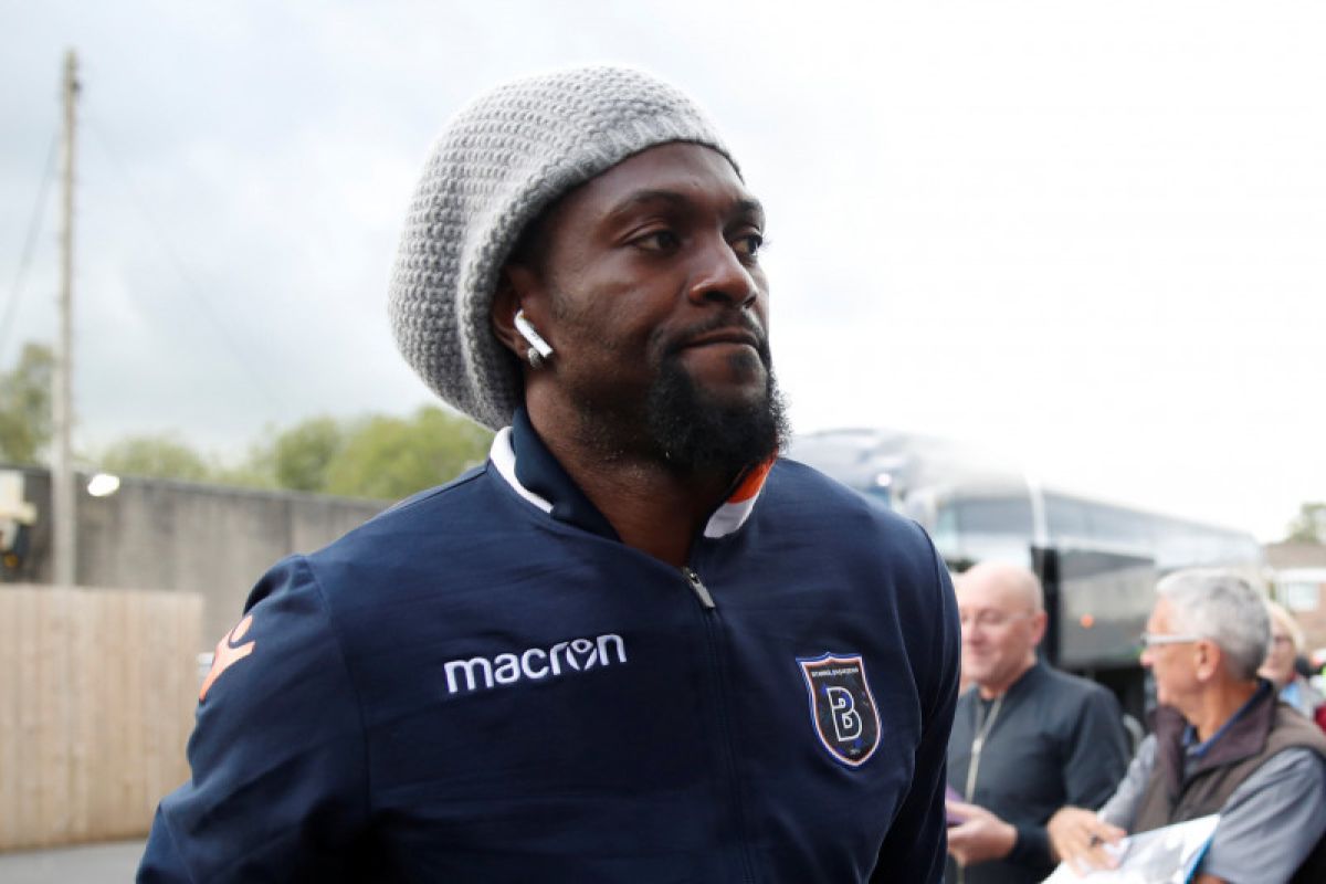 Emmanuel Adebayor hijrah ke Paraguay bela Olimpia