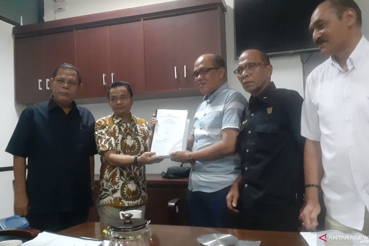 DPRD Sumbar agendakan rapat bamus terkait interpelasi