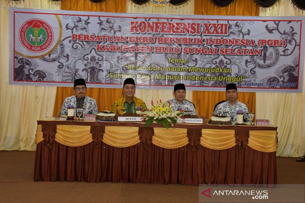 Bupati HSS buka konferensi XXII PGRI