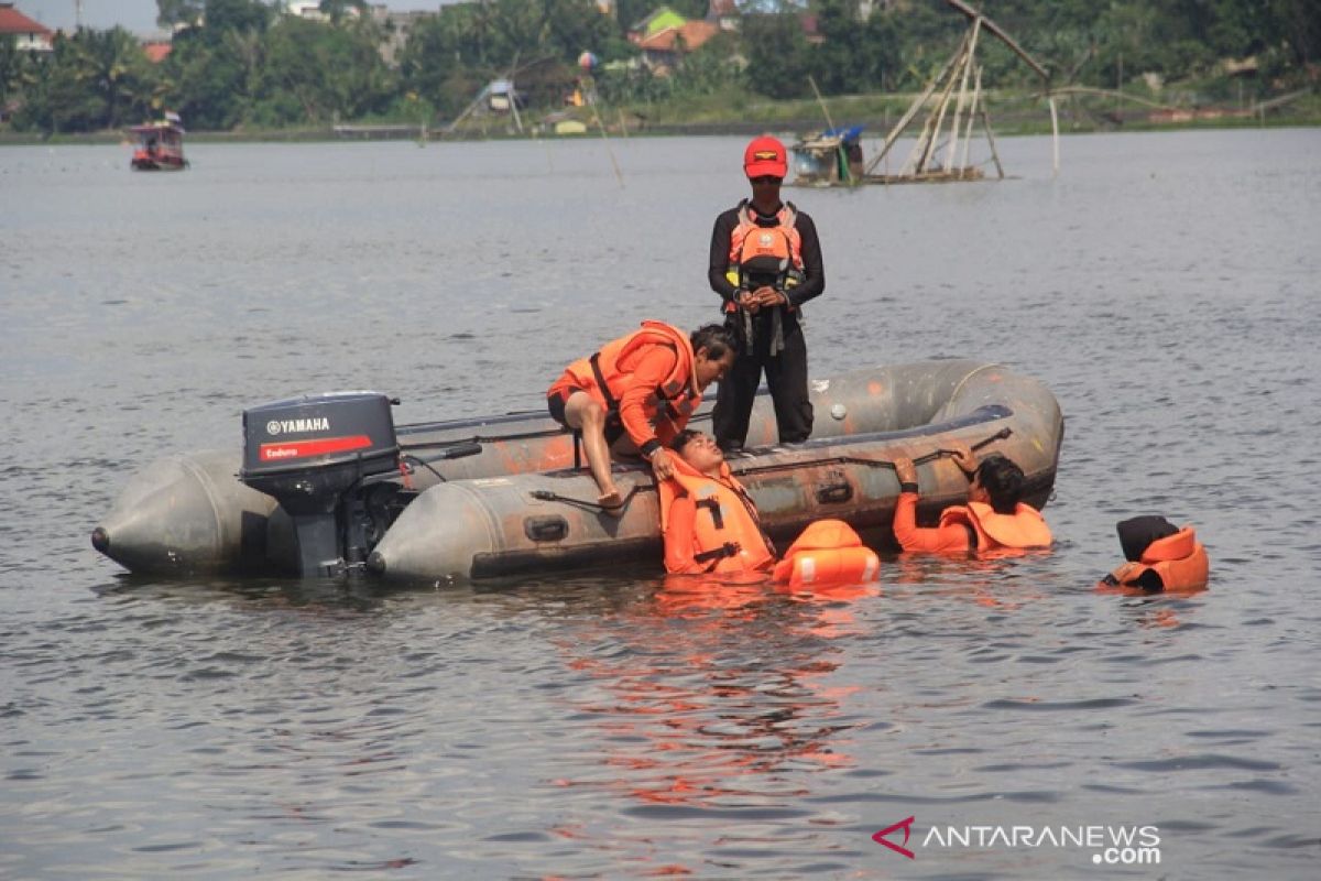 Basarnas Jambi gelar latihan operasi SAR di Danau Sipin
