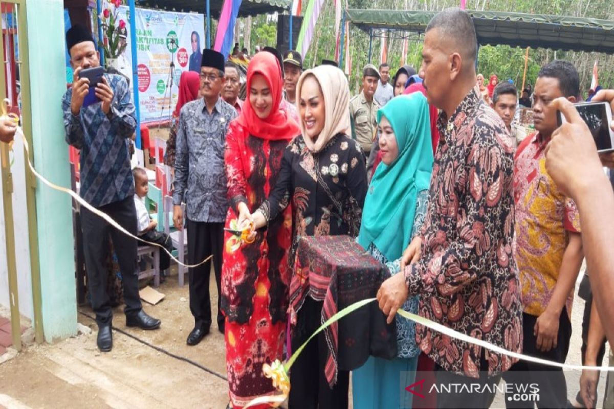 Bunda PAUD Madina resmikan gedung PAUD Amanah