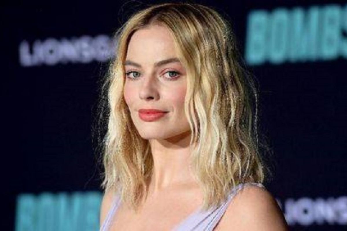 Margot Robbie dikabarkan akan bintangi film baru dengan Christian Bale