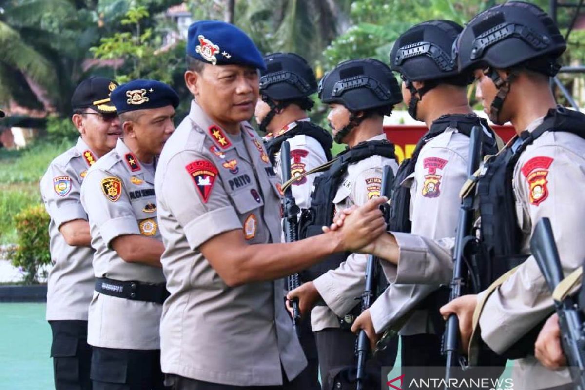 Polda Sumsel BKO-kan 100 personel Brimob ke wilayah Papua