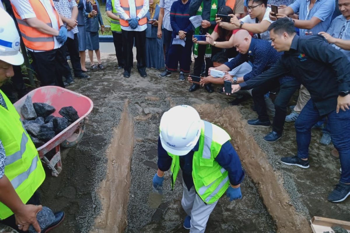 Wali Kota letakan batu pertama pembangunan RSUD Manado