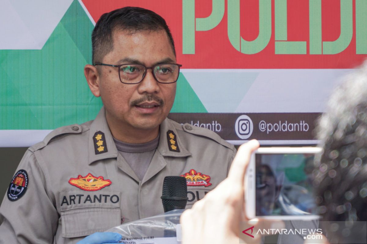 Tim Inafis Bareskrim Polri membantu identifikasi mayat jurang Senggigi