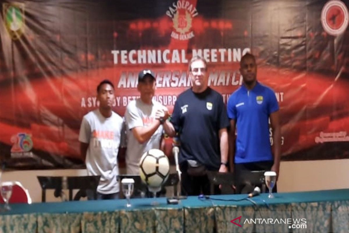 Uji coba Persis Solo-Persib kesempatan pemain menimba pengalaman