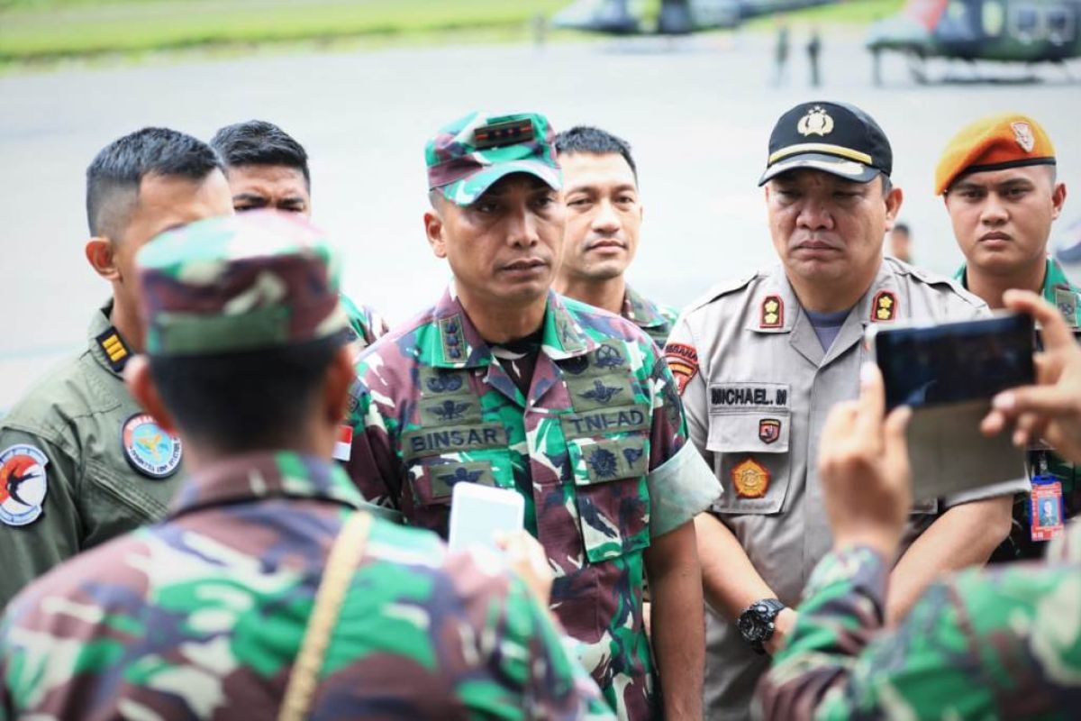 Danrem 172/PWY : terima kasih sudah bantu TNI dalam proses evakuasi korban helikopter