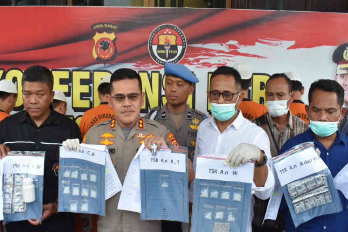 Polres Cirebon Kota ringkus tujuh pengedar sabu-sabu