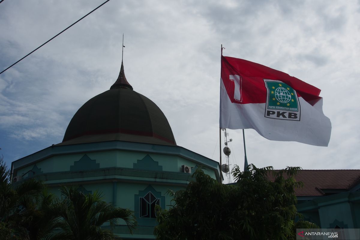 Cak Anam tempuh empat langkah hukum rebut kembali Gedung Astranawa