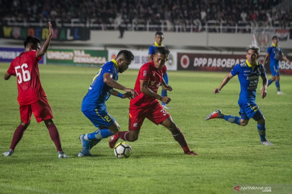 Kalahkan Persis, Pelatih Persib puas atas penampilan pemain