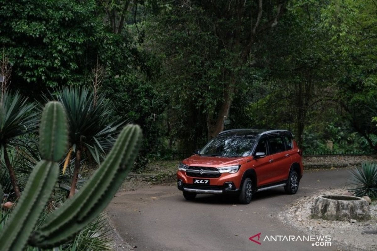 Kendaraan SUV, Suzuki XL7 akan diekspor ke 30 negara