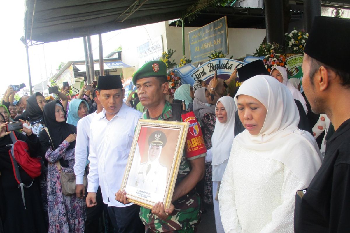 Gubernur Khofifah mengenang Wawali Kediri Ning Lik sebagai pejuang Muslimat NU