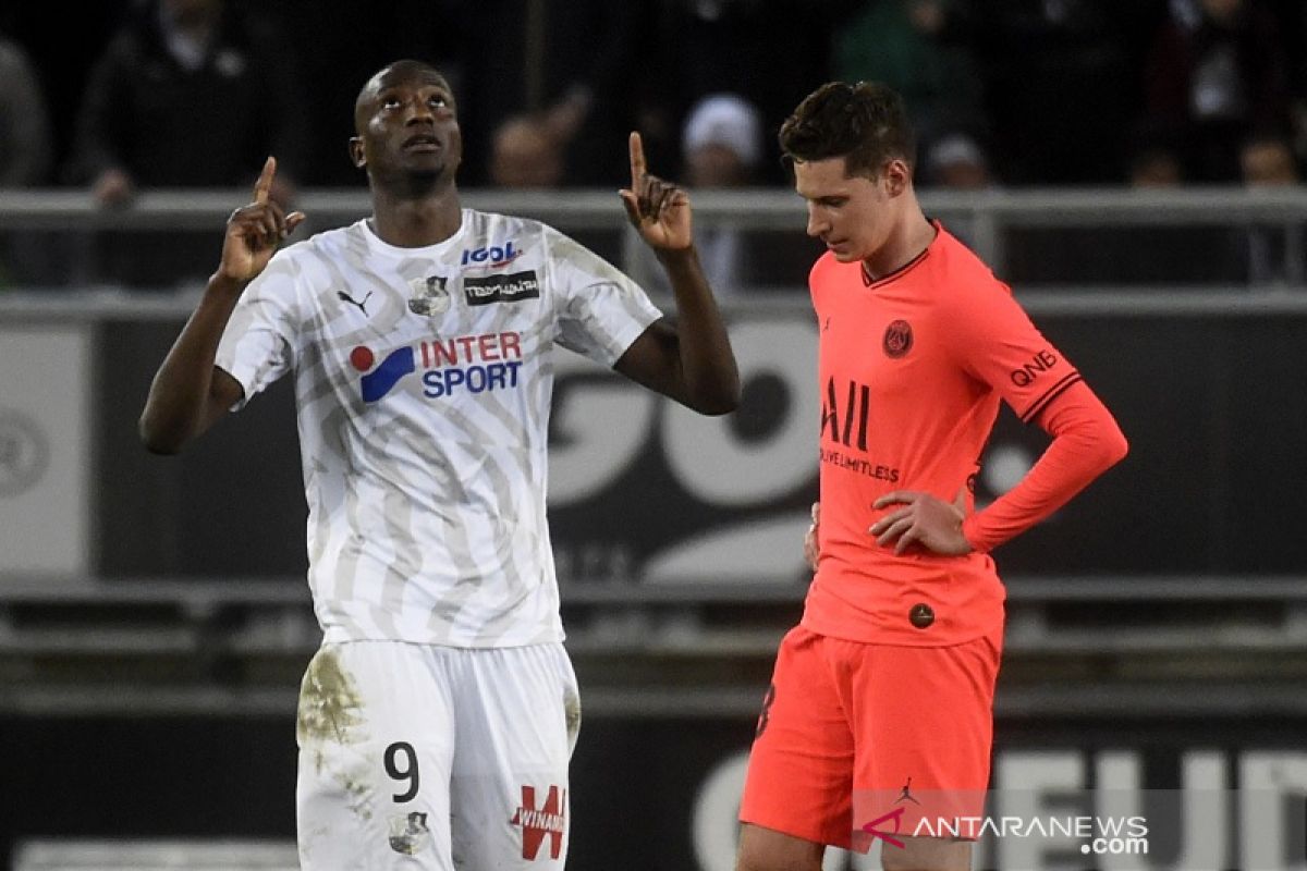 Liga Prancis: PSG balikkan ketinggalan tiga gol tapi ditahan imbang Amiens 4-4