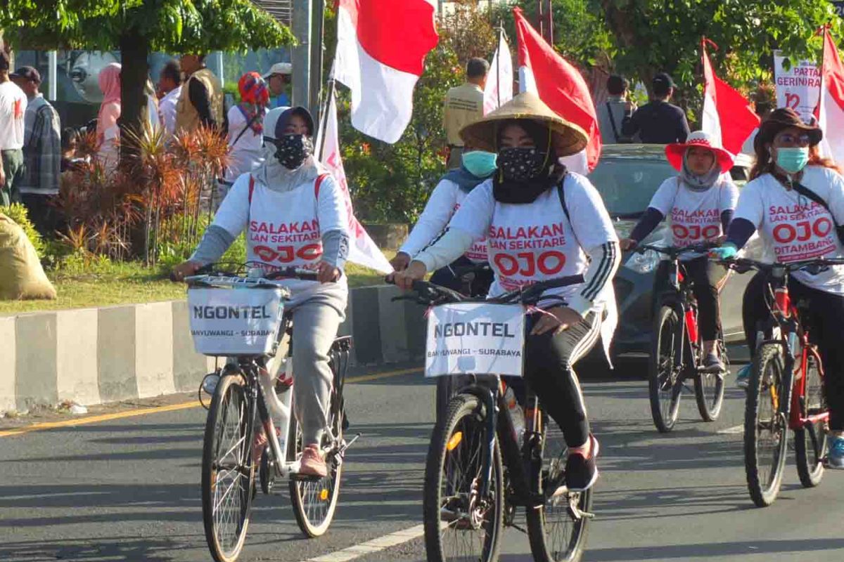 Warga Banyuwangi aksi kayuh sepeda temui Gubernur Jatim untuk tolak tambang emas