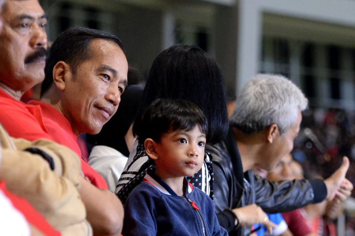 Presiden Jokowi harap stadion Manahan jadi tuan rumah Piala Dunia U-20