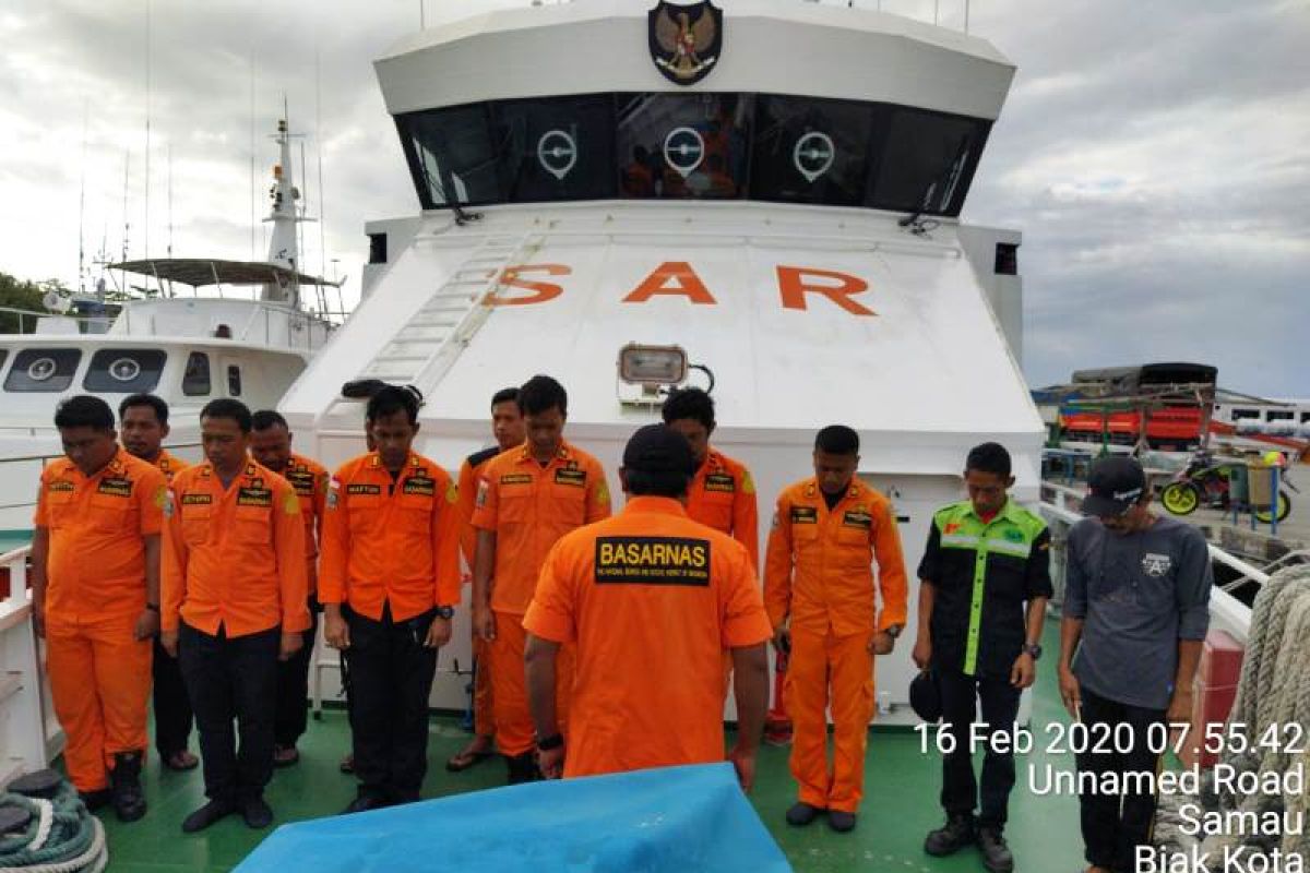 Tim SAR Biak cari tiga korban penumpang kapal kayu di Perairan Numfor