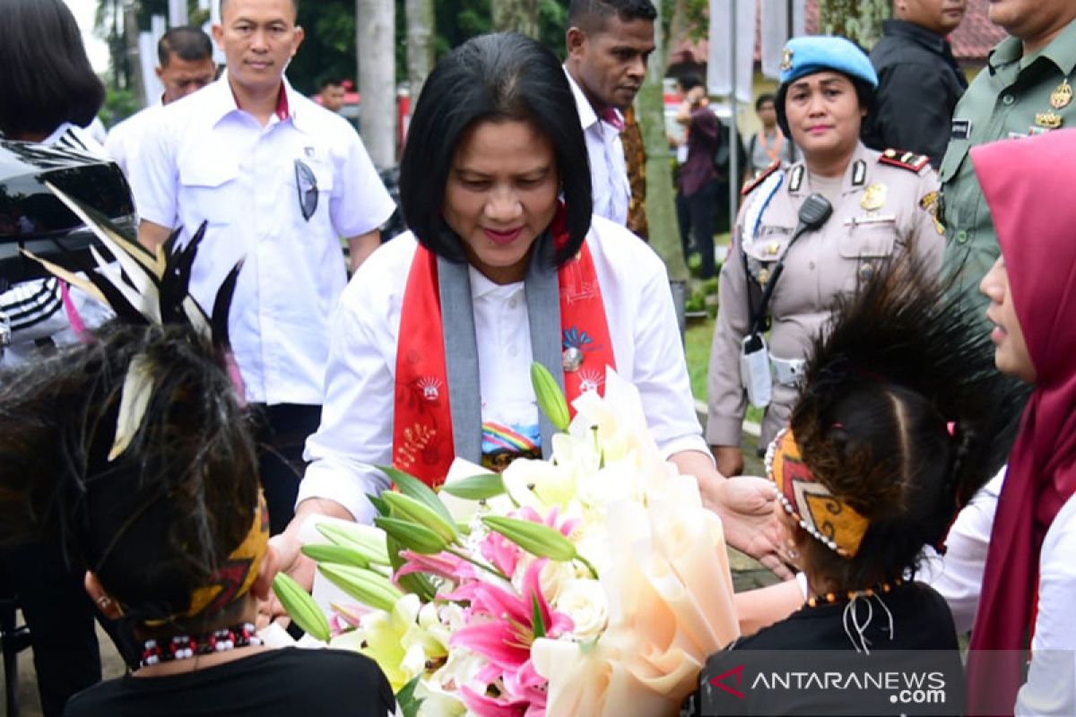 Ibu Negara dengarkan harapan anak-anak Balai Rehabilitasi Handayani