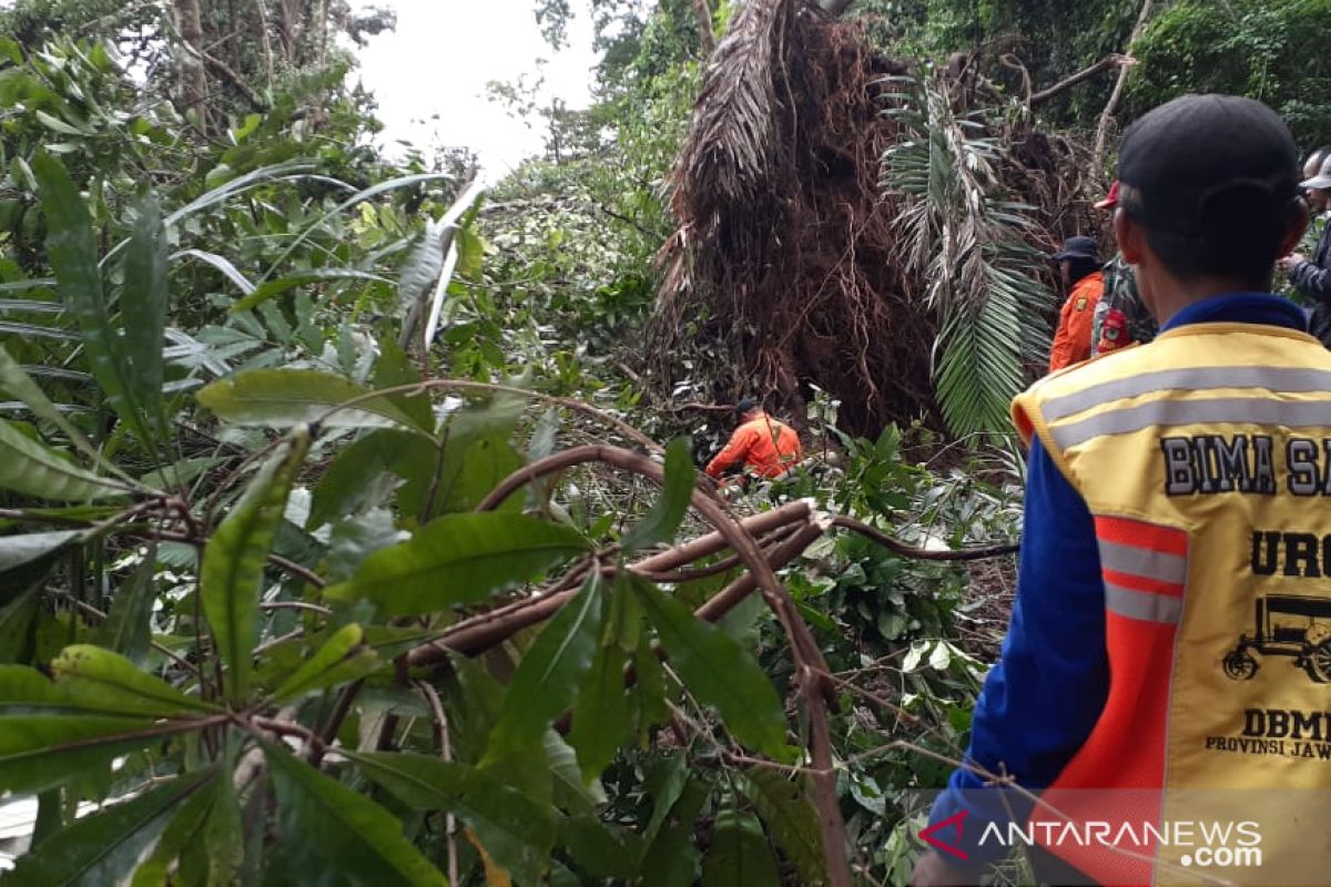 Ada 18 titik bencana terjadi di wilayah selatan Kabupaten Sukabumi