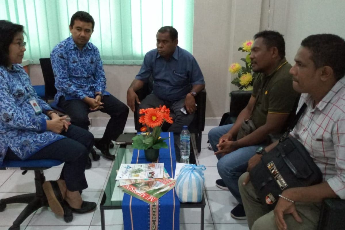 BPOM Maluku uji sampel beras mengandung plastik