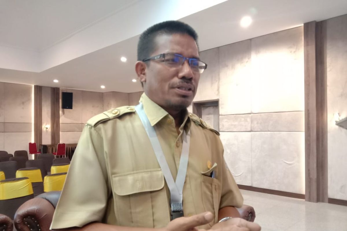 Tiga dokter awasi pasien terindikasi corona di RSUP Soekarno
