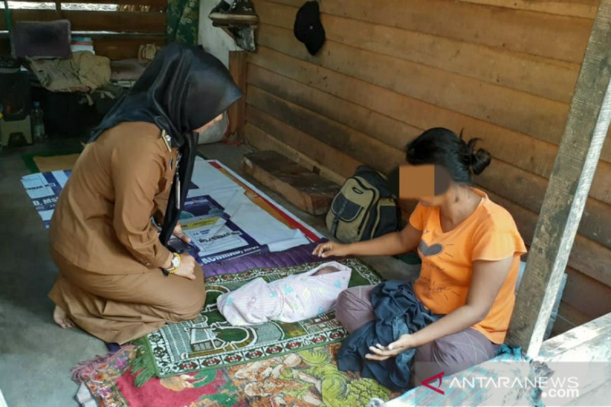 Miris, bayi tunawisma meninggal di gubuk tak jauh dari rumah Gubernur Riau