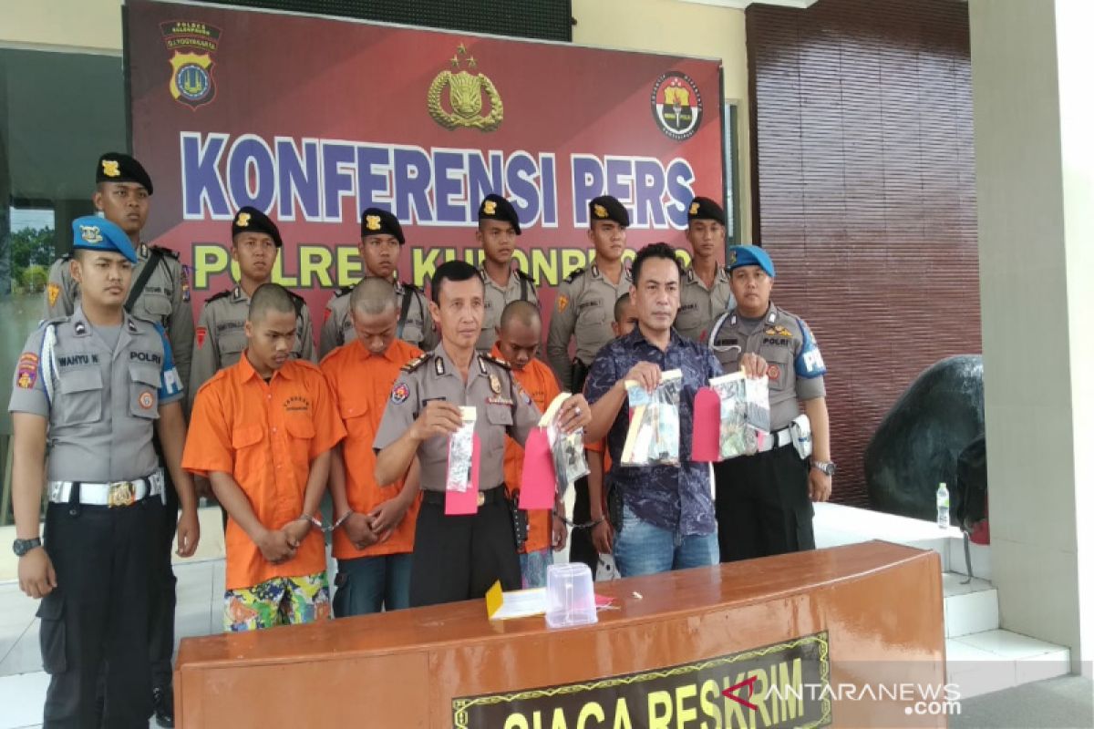 Polres Kulon Progo amankan empat tersangka kasus pengedaran obat yarindo