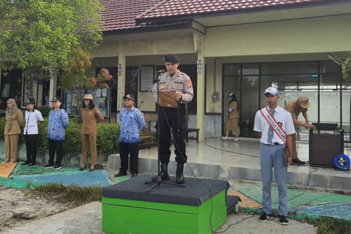 Kapolres Gumas ingatkan siswa agar tidak menyebar ujaran kebencian