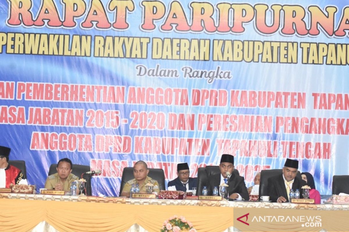 Khairul Pasaribu Ketua DPRD Tapteng sementara, Agus Panggabean wakil