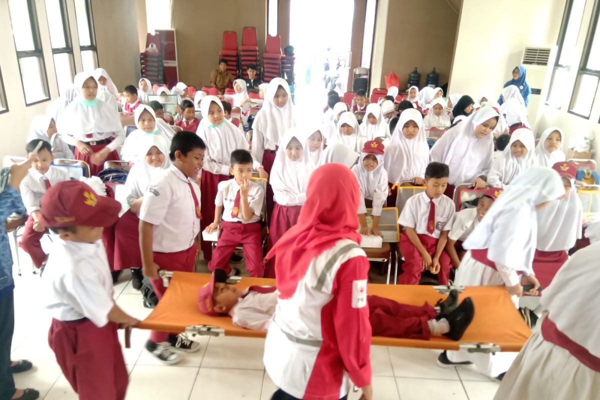 Puskesmas dan PMI Kota Tangerang gelar pelatihan dokter kecil pelajar SD