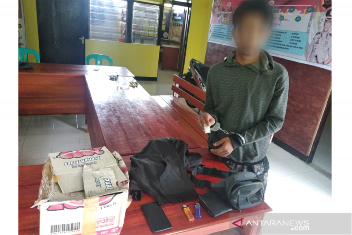 Polisi tangkap pemuda asal Jongkong usai ambil paket kiriman dari taxi