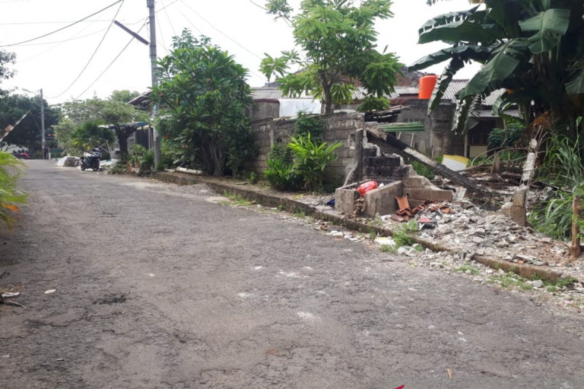 Warga Taman Pondok Cabe tolak jalan perumahan jadi akses pembangunan