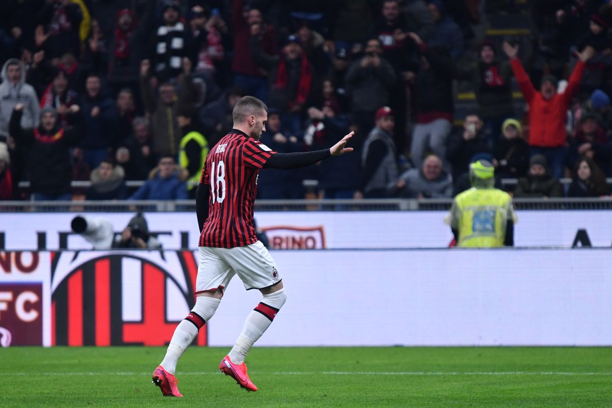 Milan resmi permanenkan Ante Rebic dengan kontrak sampai 2025