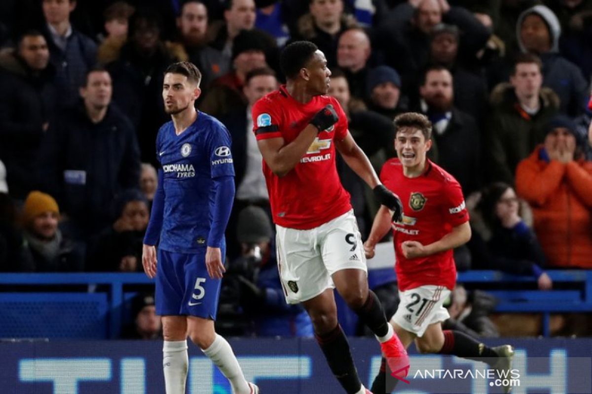 MU curi tiga poin dari Chelsea di Stamford Bridge