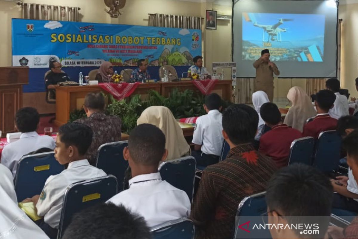 Balitbang Kota Magelang sosialisasi kompetisi robot terbang tingkat SMP