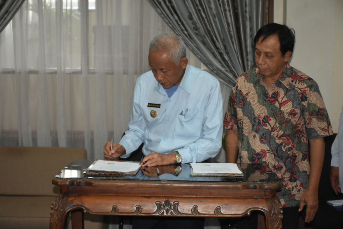 Pemkab Sleman dan Forpi tandatangani pakta integritas