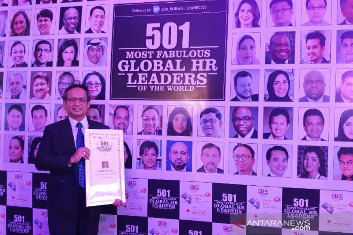 Mantan Direktur Antara Meraih Global HR Leaders Award