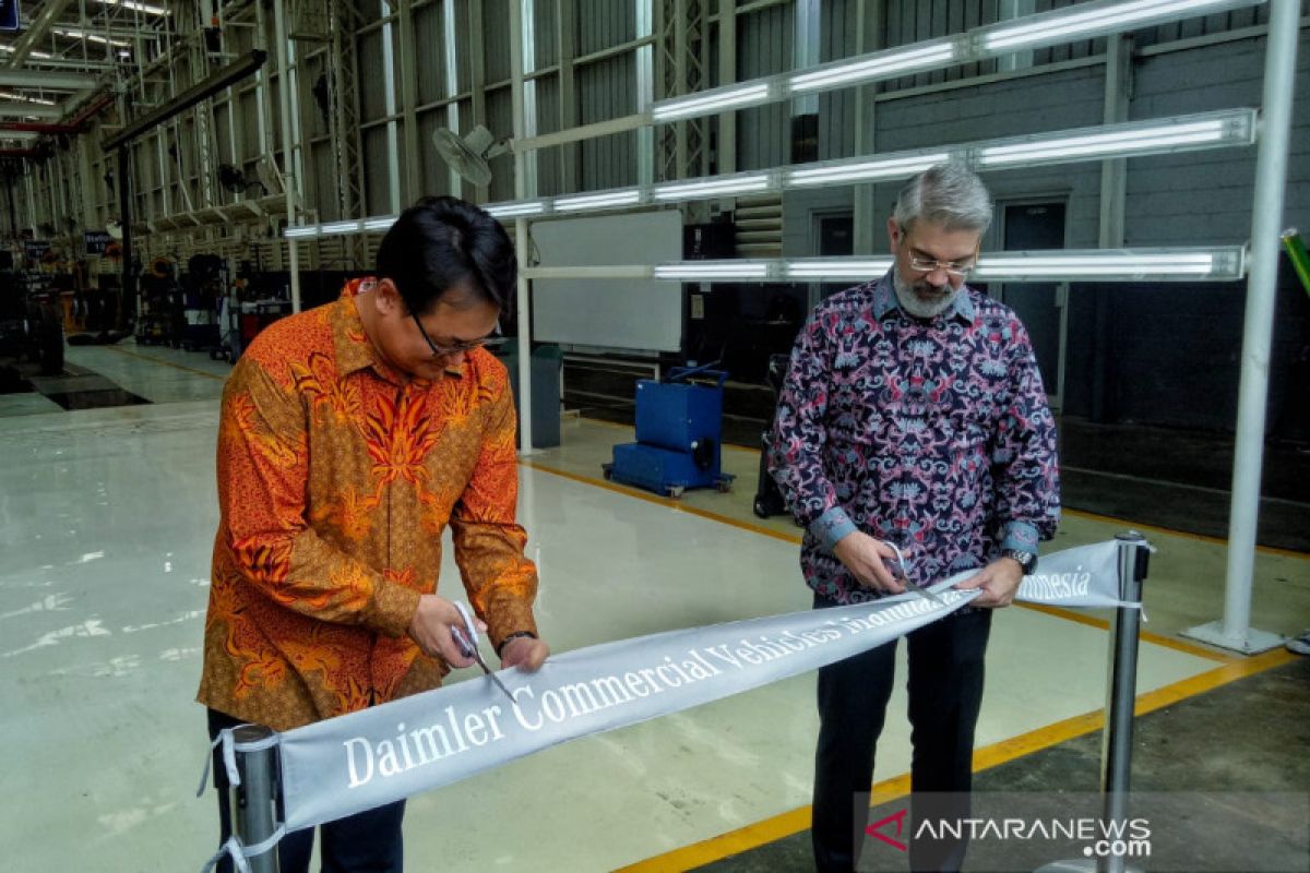 Daimler Indonesia bentuk divisi khusus kendaraan niaga Mercedes-Benz