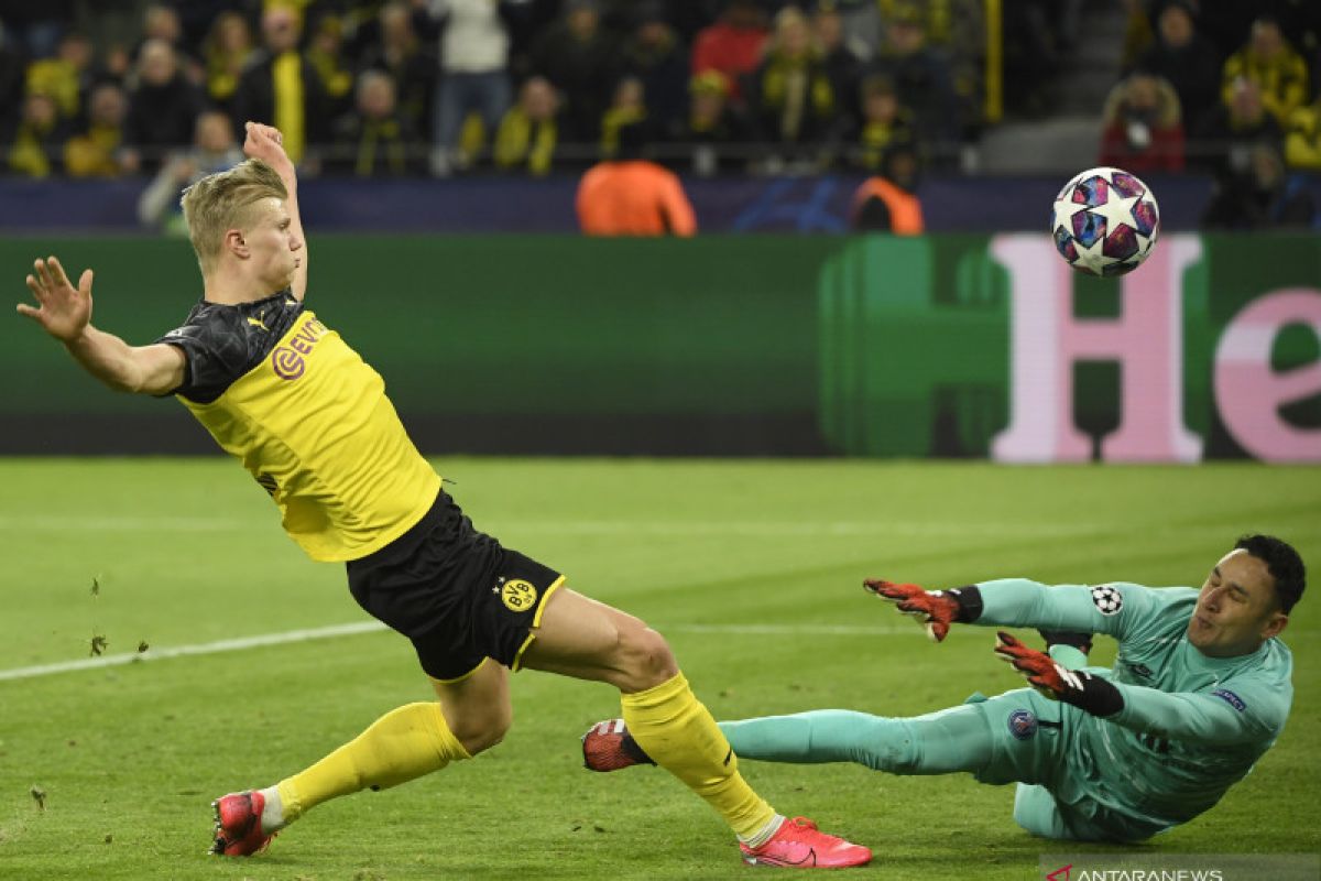 Dua gol Haaland antarkan Dortmund bungkam PSG