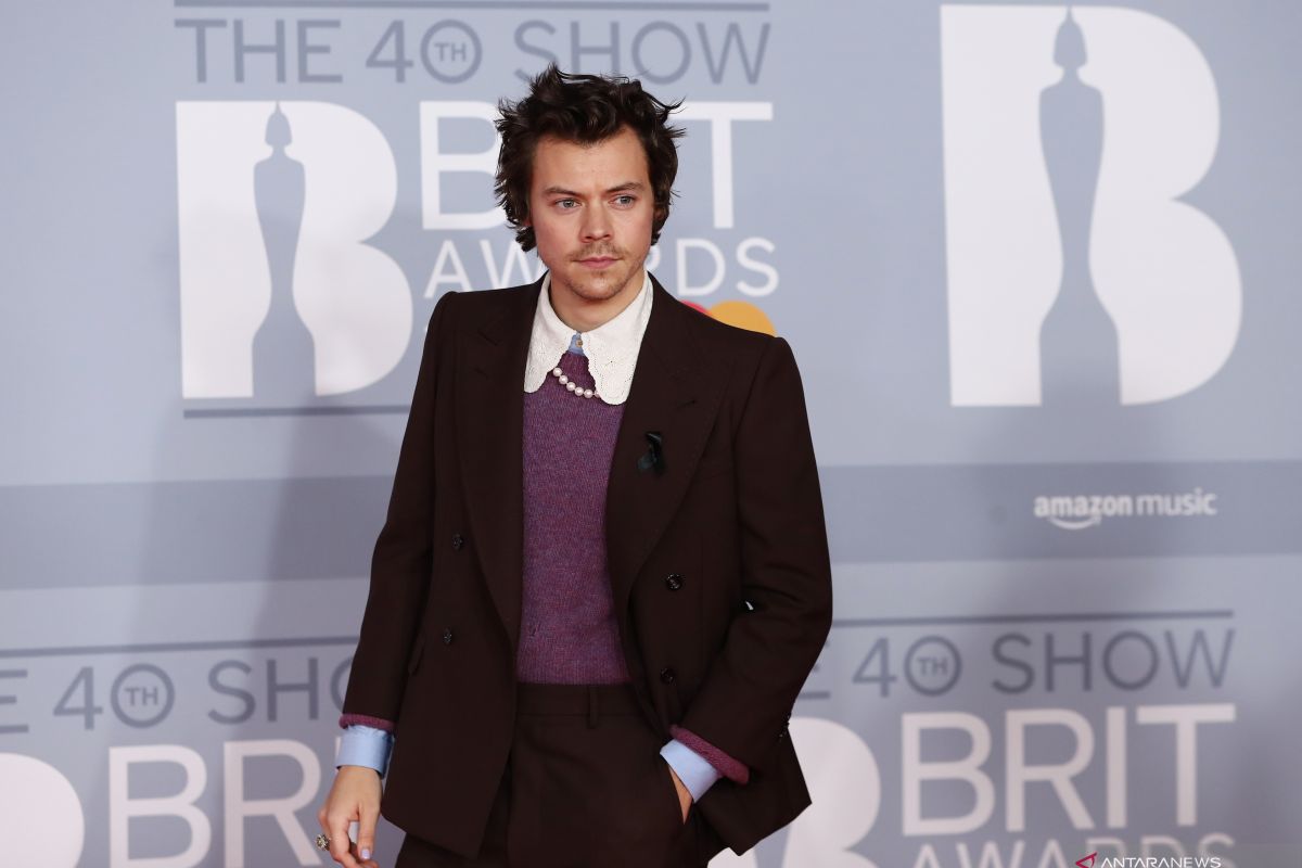 Harry Styles dirampok di London